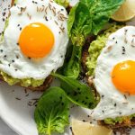 Αυξάνουν τα αυγά τη χοληστερίνη;